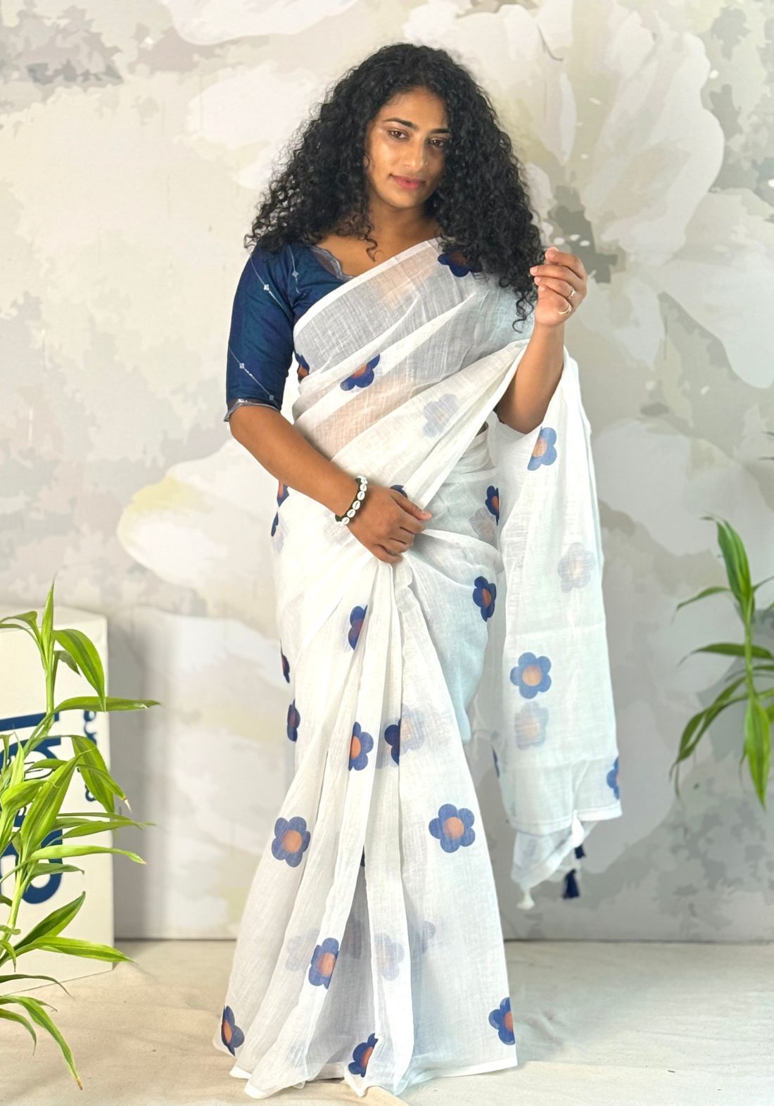 Floral Semi Linen Saree