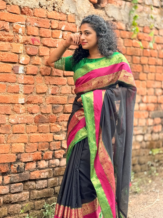 Mul Mul Kanchi Border saree