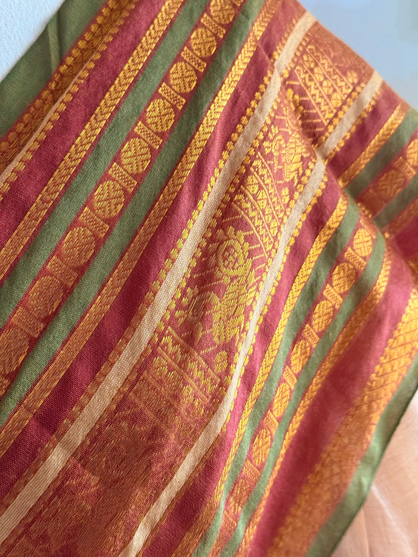 Mul Mul saree