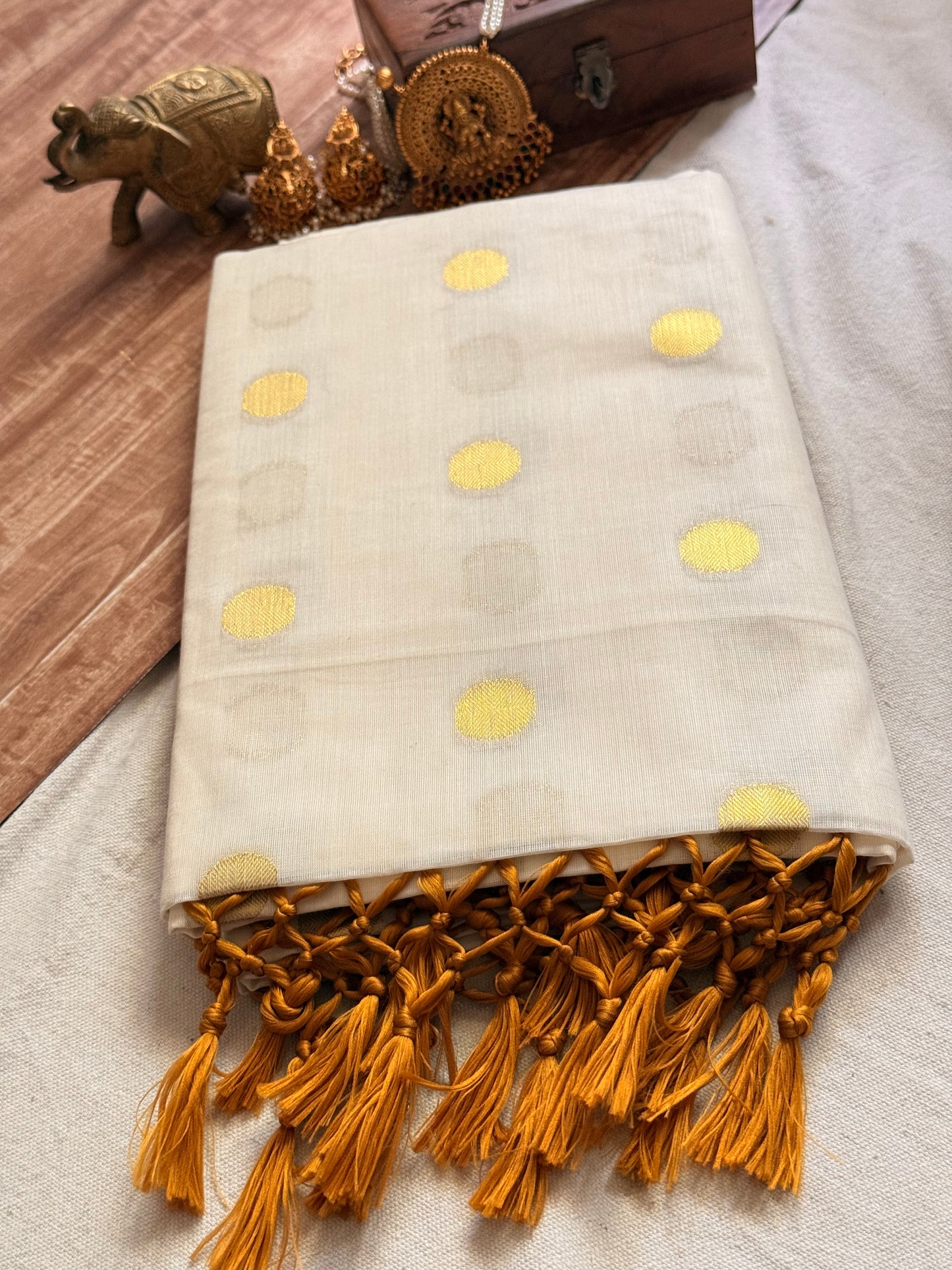 Polka Kerala Cotton saree