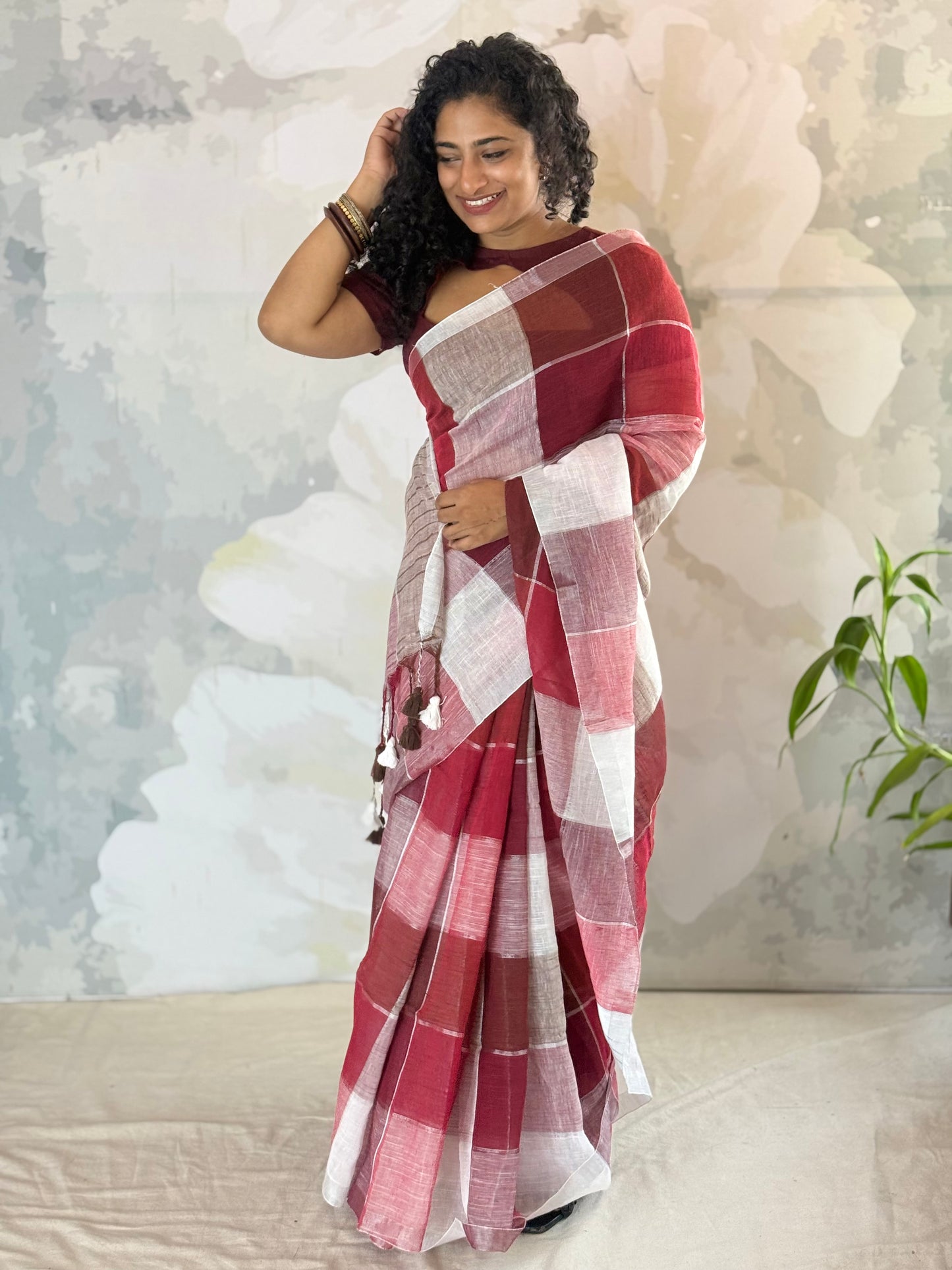 Check Linen Saree