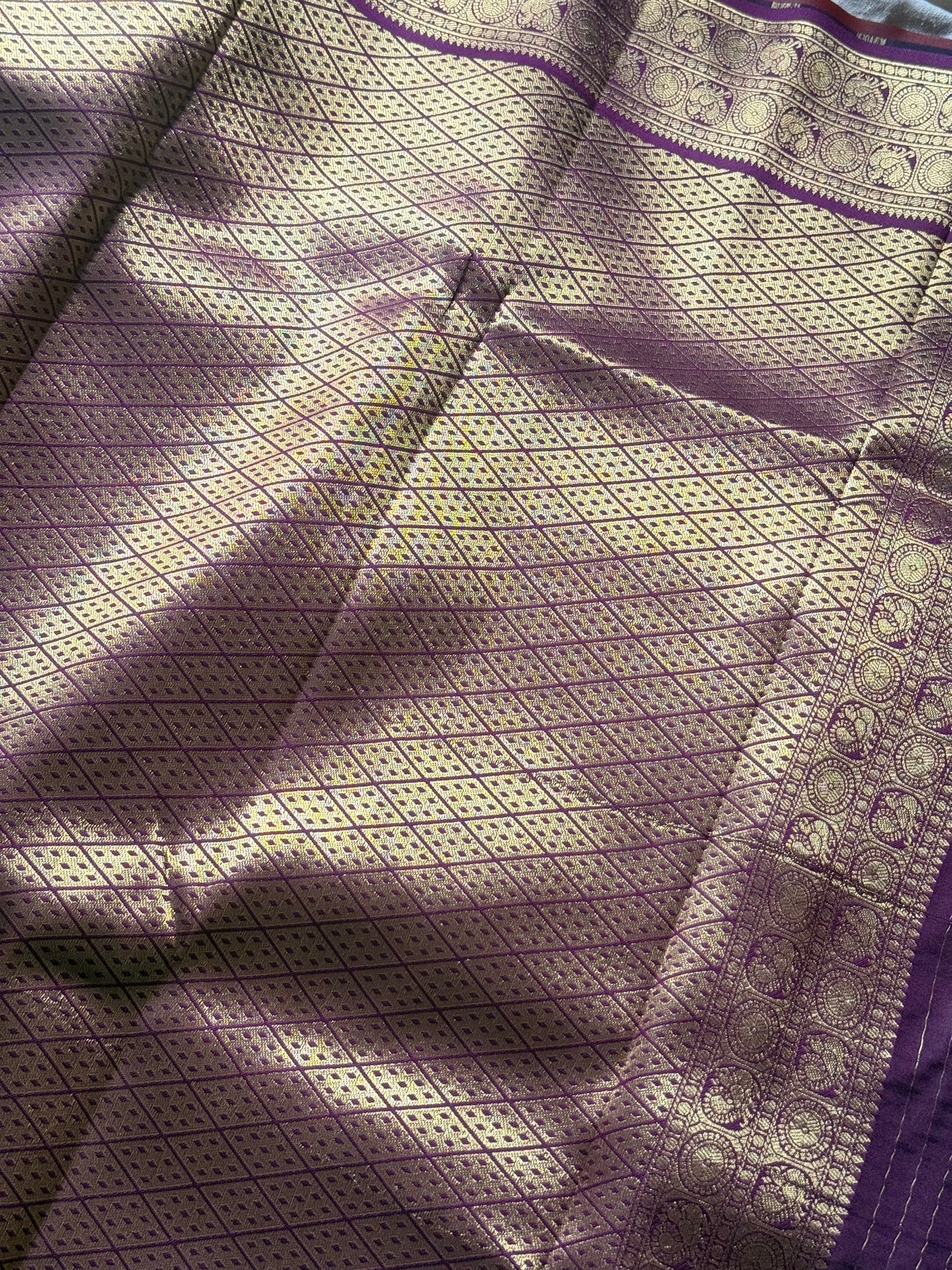 Fluted Zari Semi Silk Saree