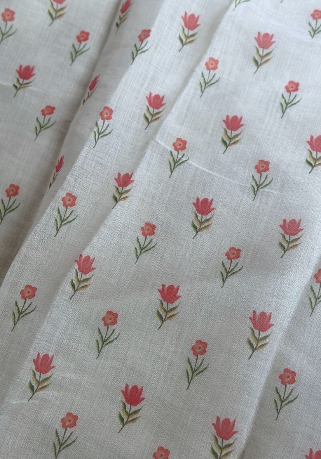 Stripe Painted Saree Look