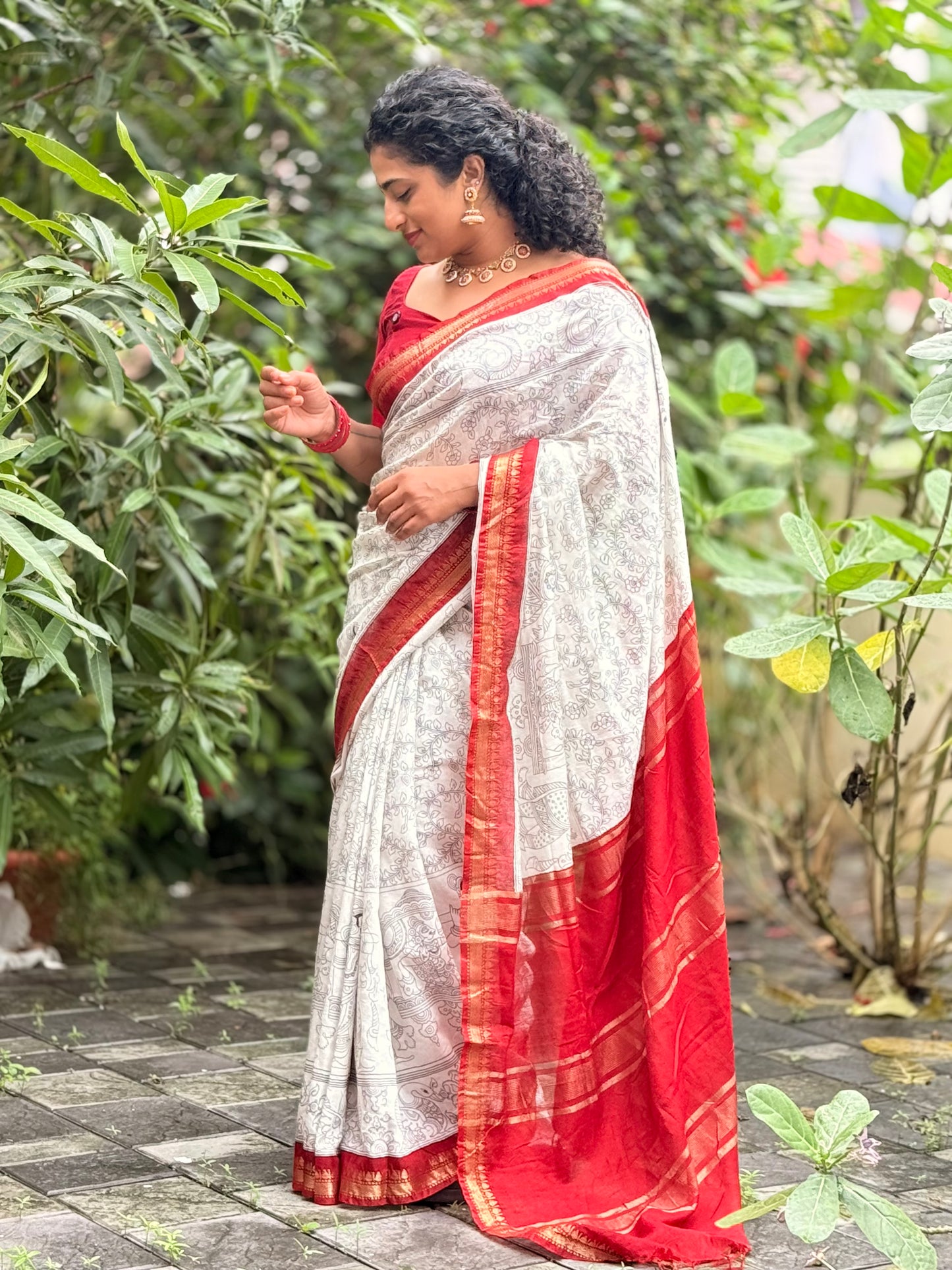 Semi Maheshwari saree