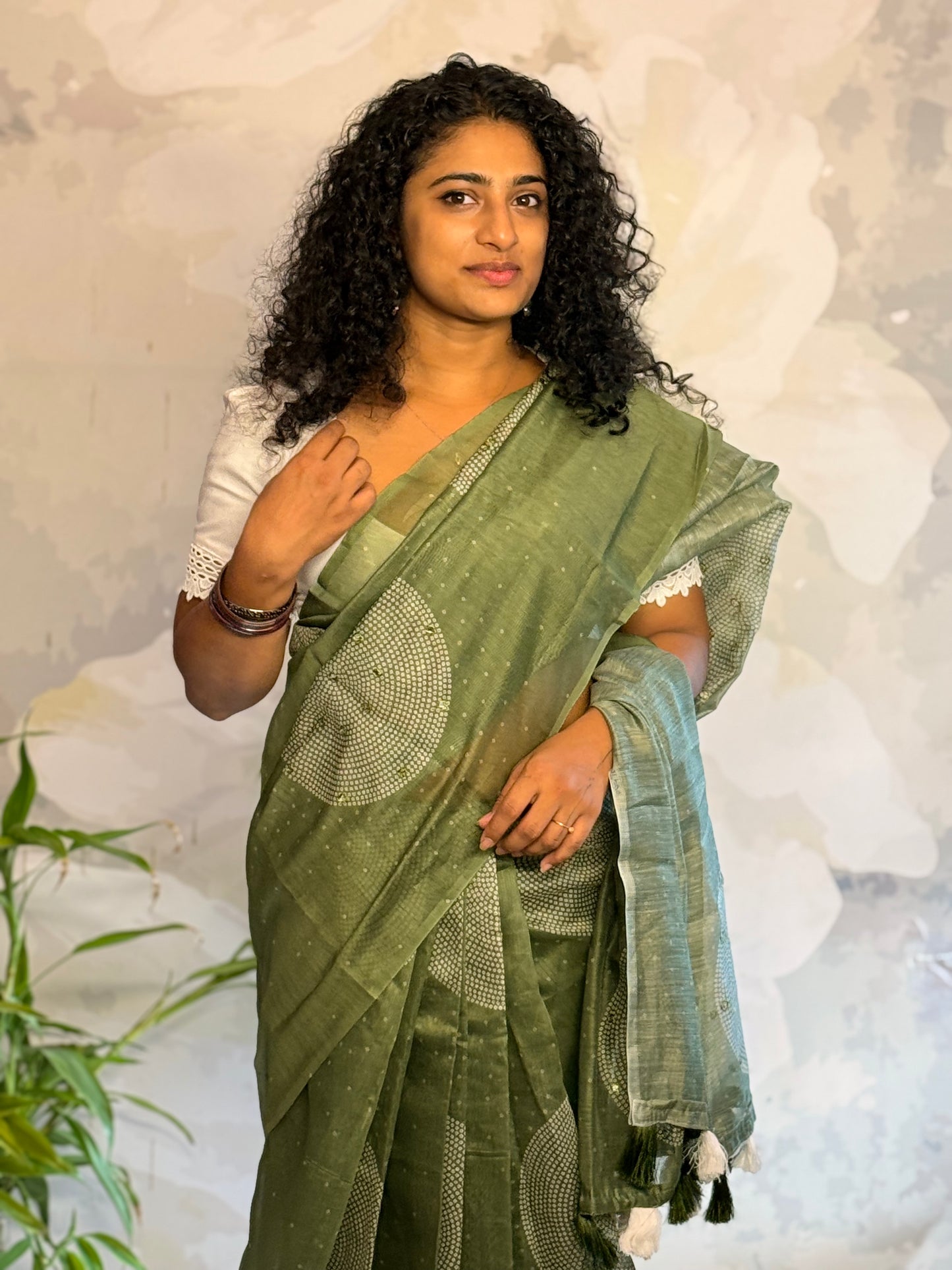 Bandhini print semi linen saree