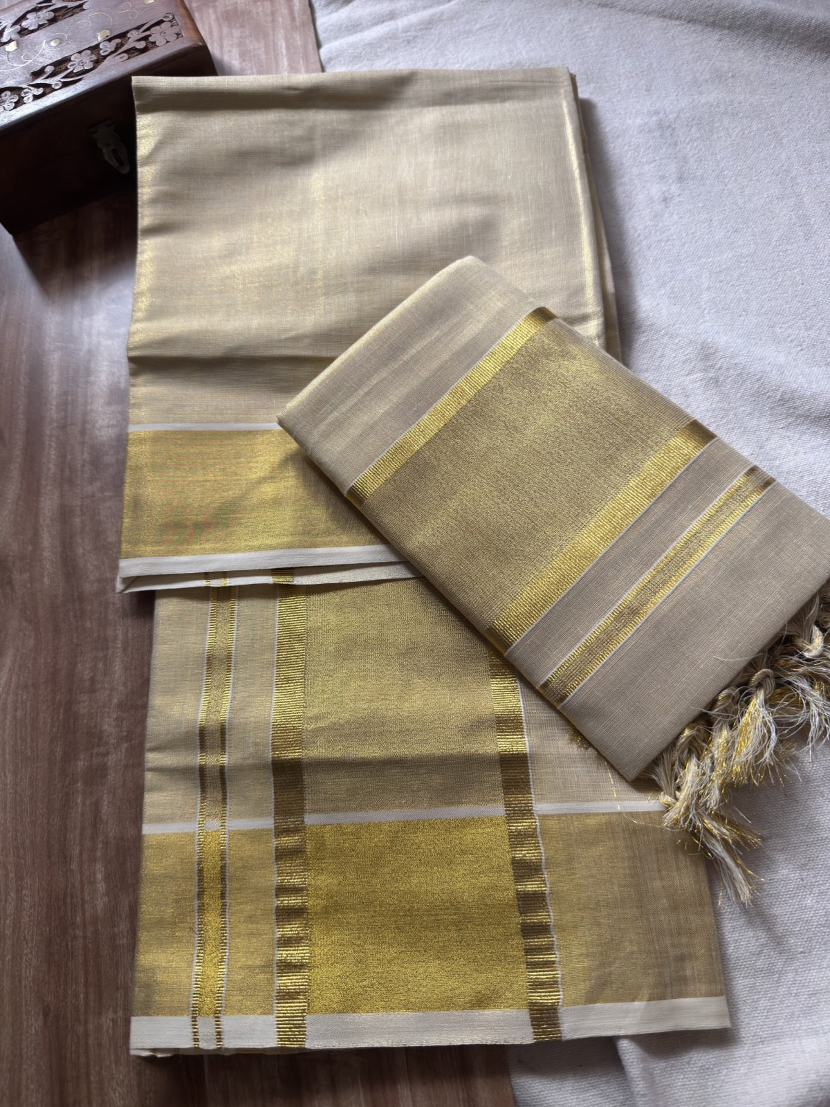 Tissue Set Mundu