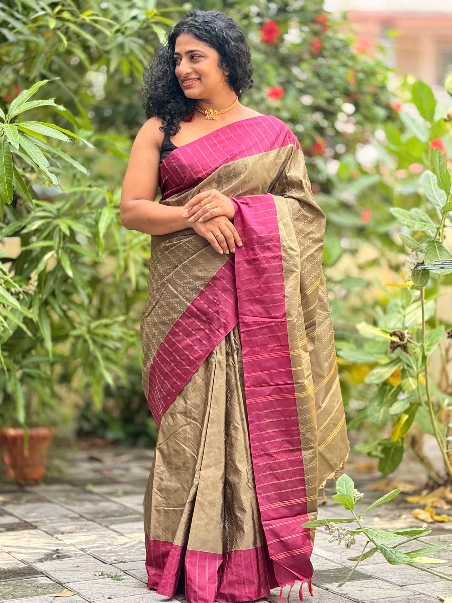Semi Silk Contrast Border