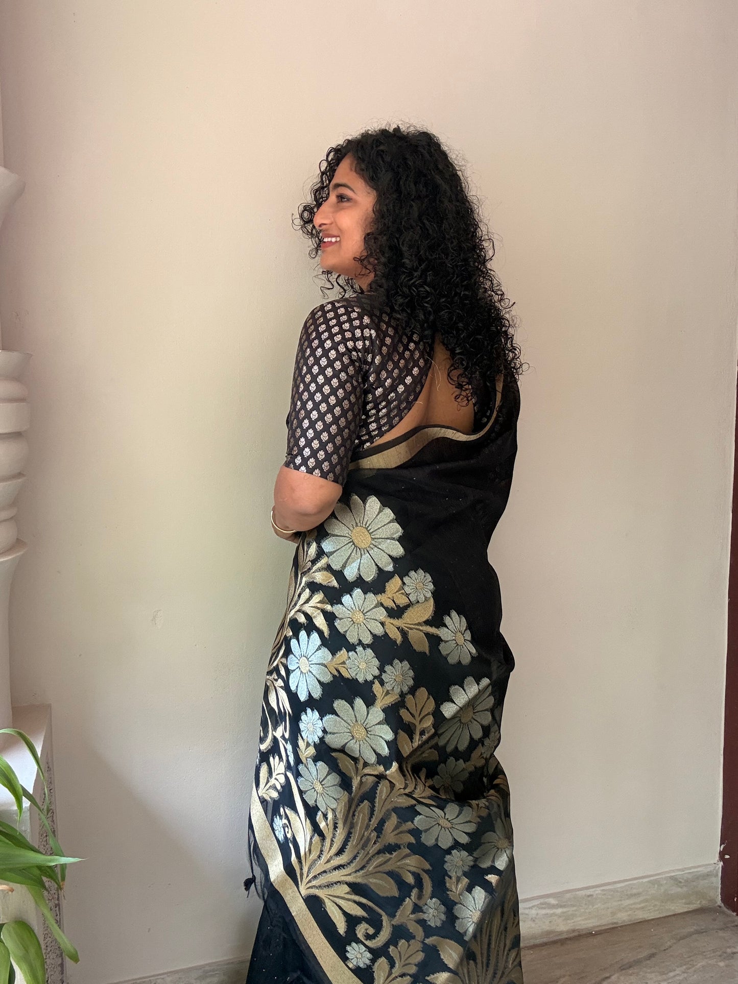 Semi Silk Linen Saree