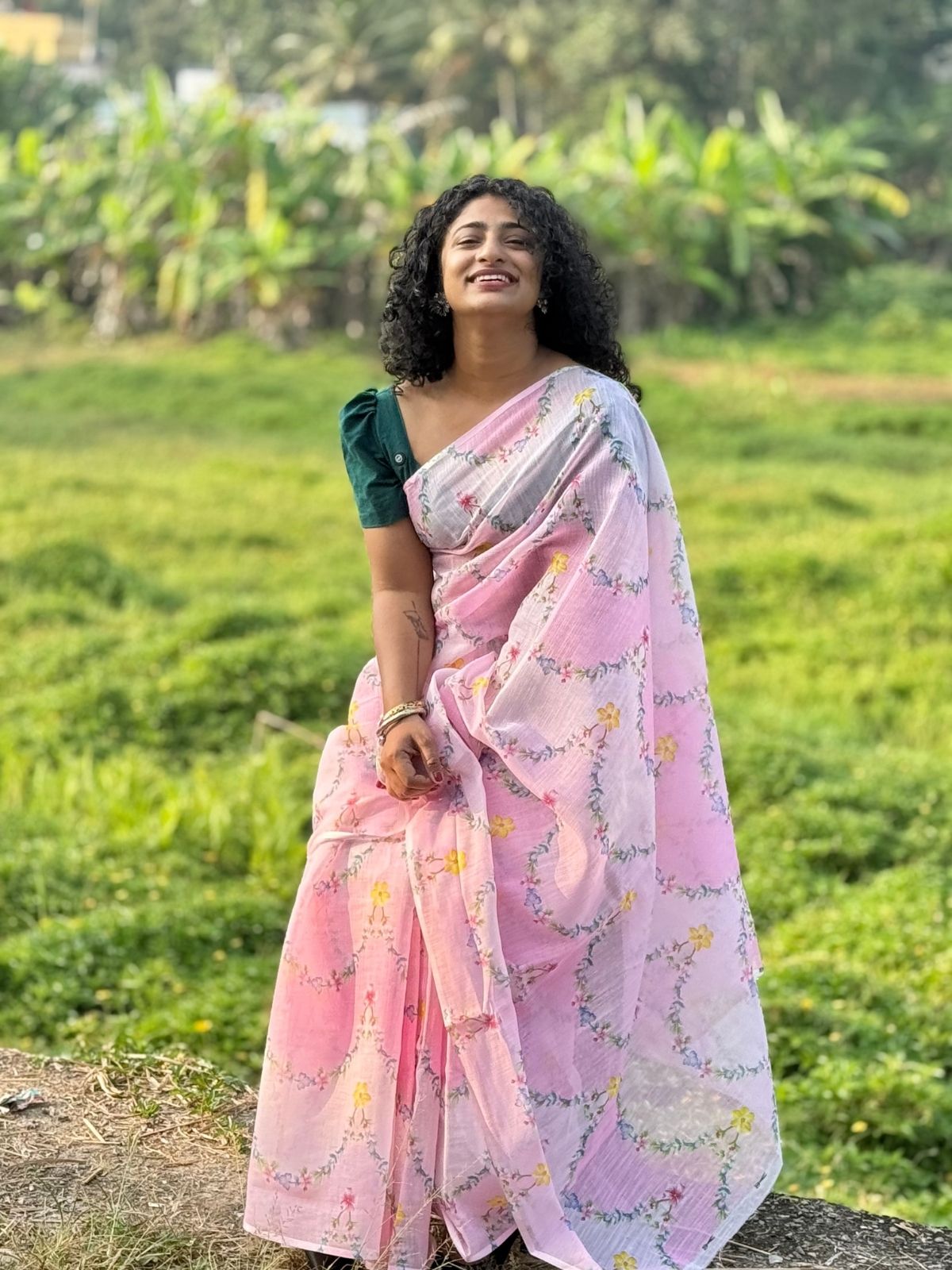 String semi linen saree