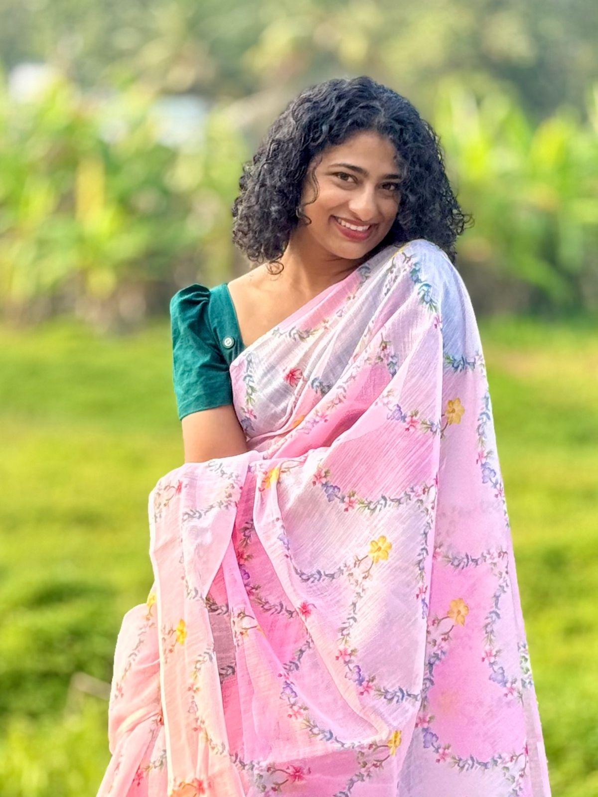 String semi linen saree