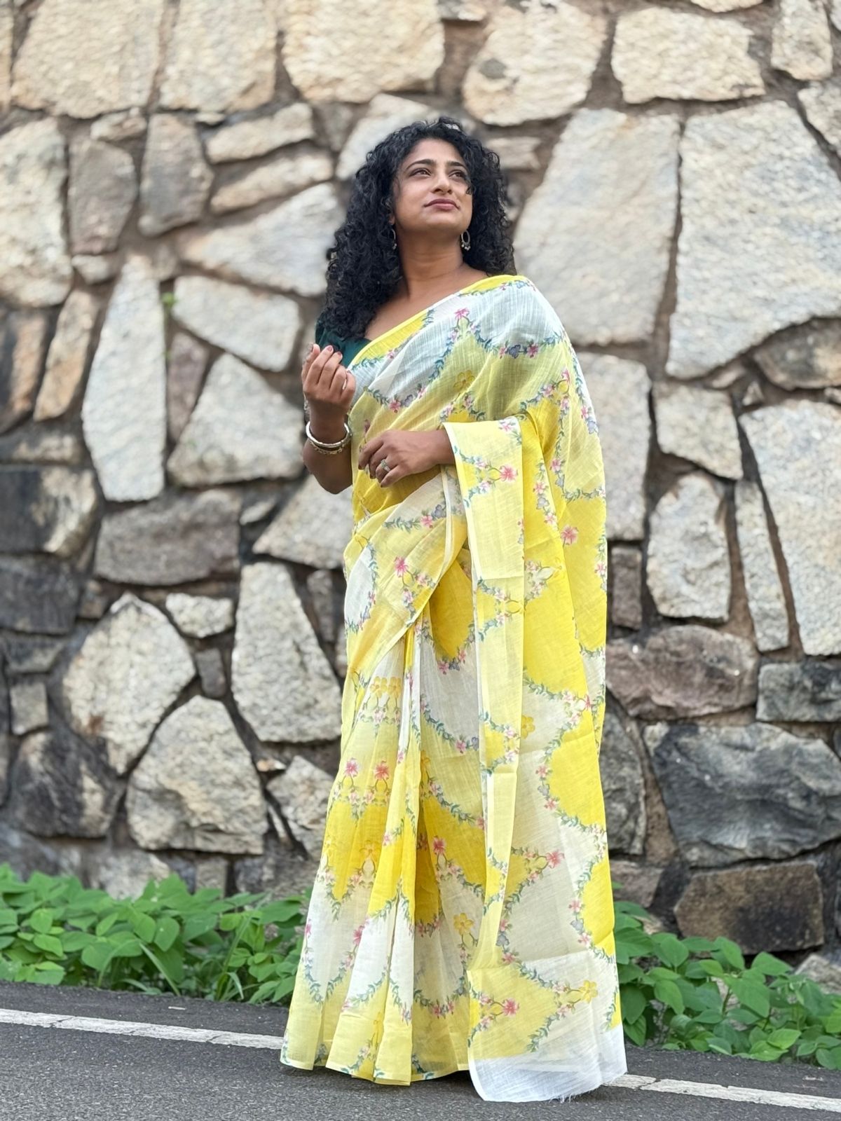String semi linen saree