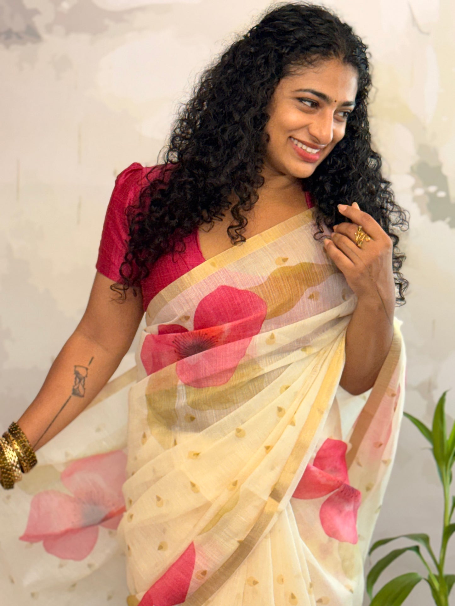 Floral semi linen saree
