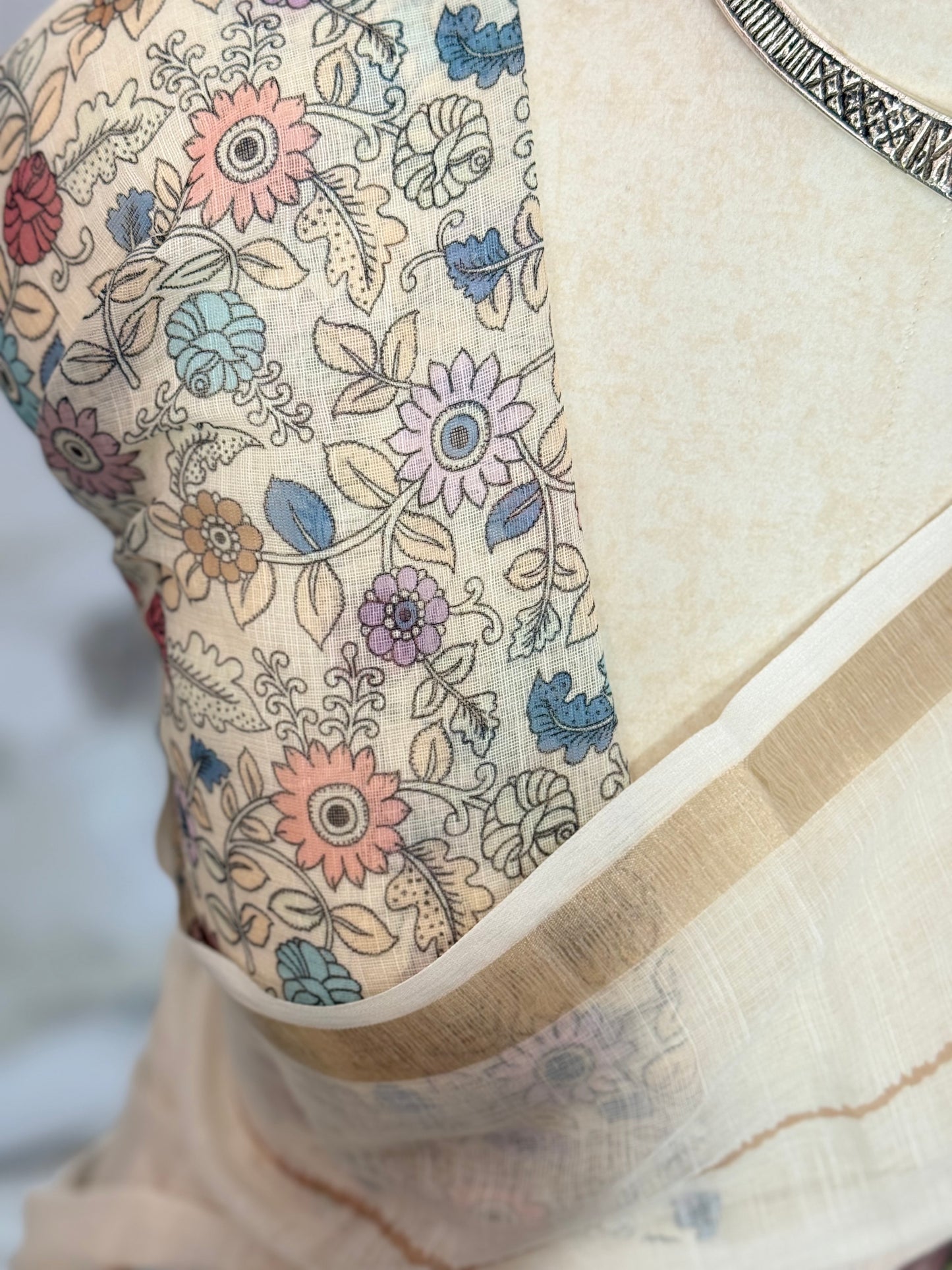 Floral semi linen saree