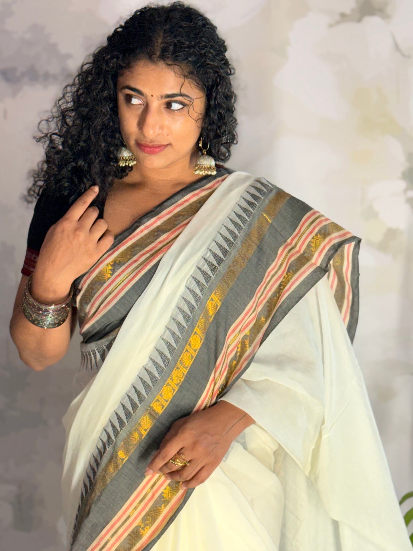 Mul Mul saree