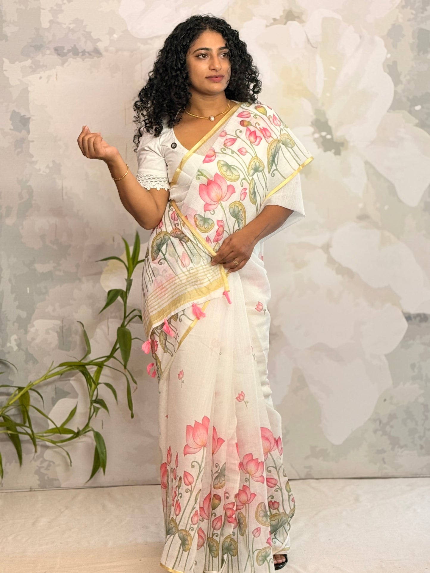 Semi linen lotus saree