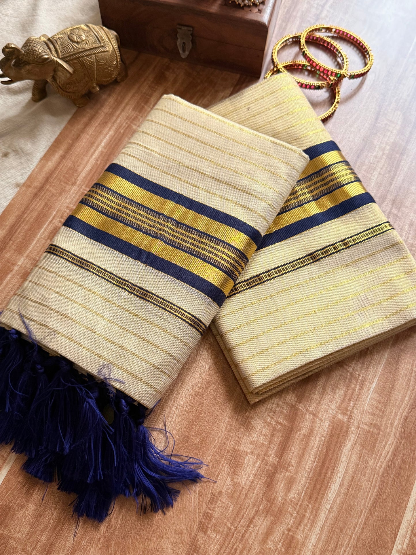 Tissue stripe  Set Mundu